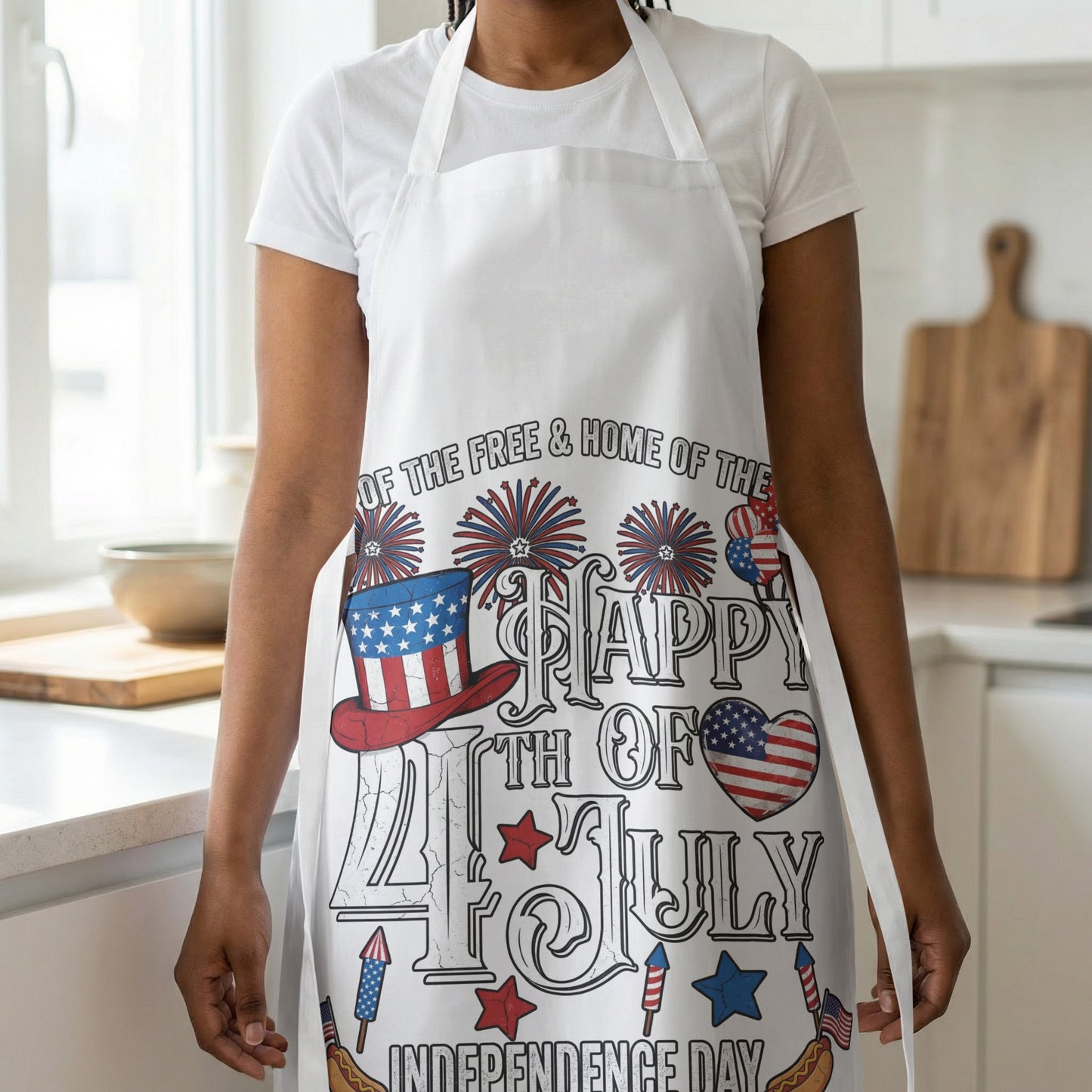 White apron with "Happy 4th of July Independence Day" text and patriotic graphics.