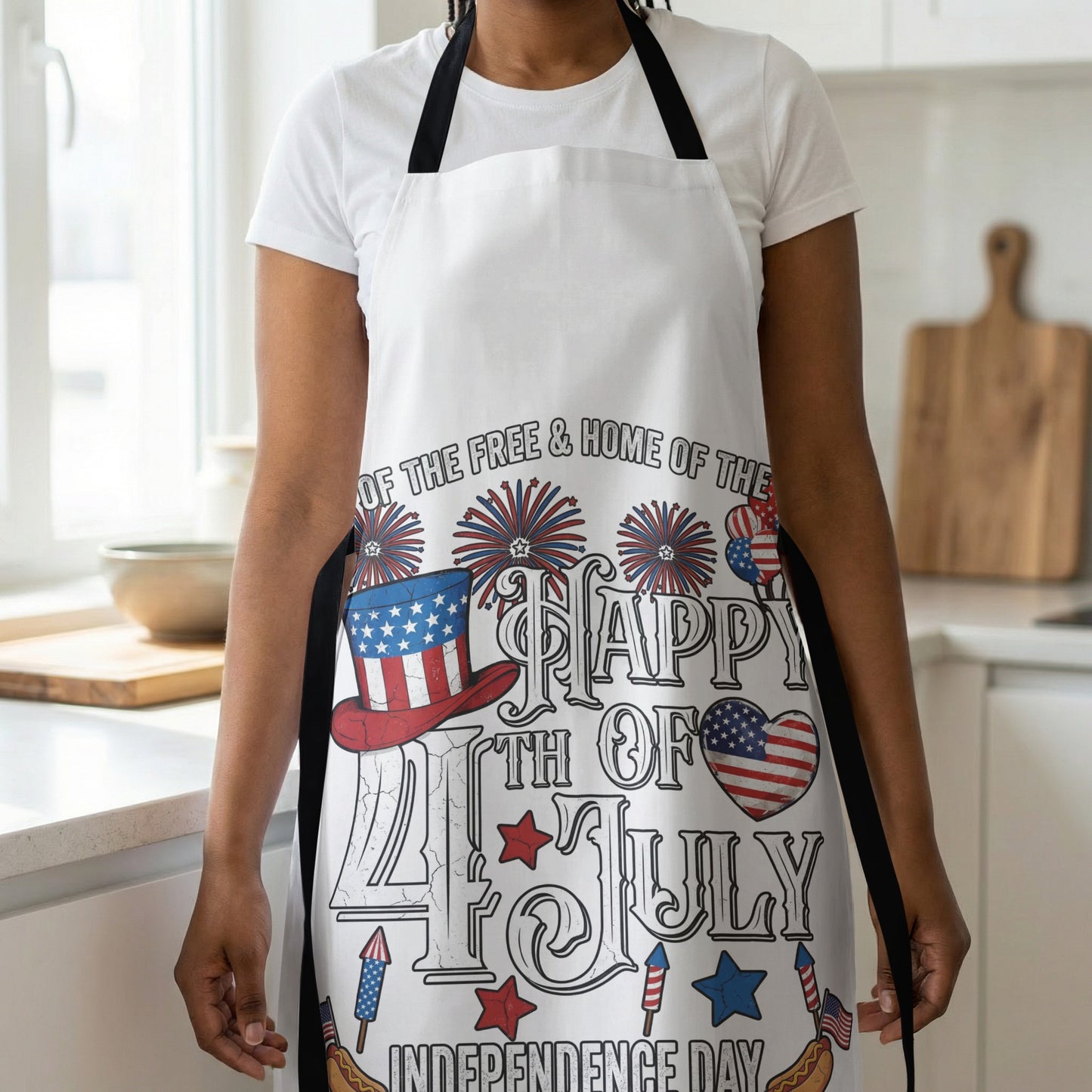 White apron with "Happy 4th of July Independence Day" text and patriotic graphics.