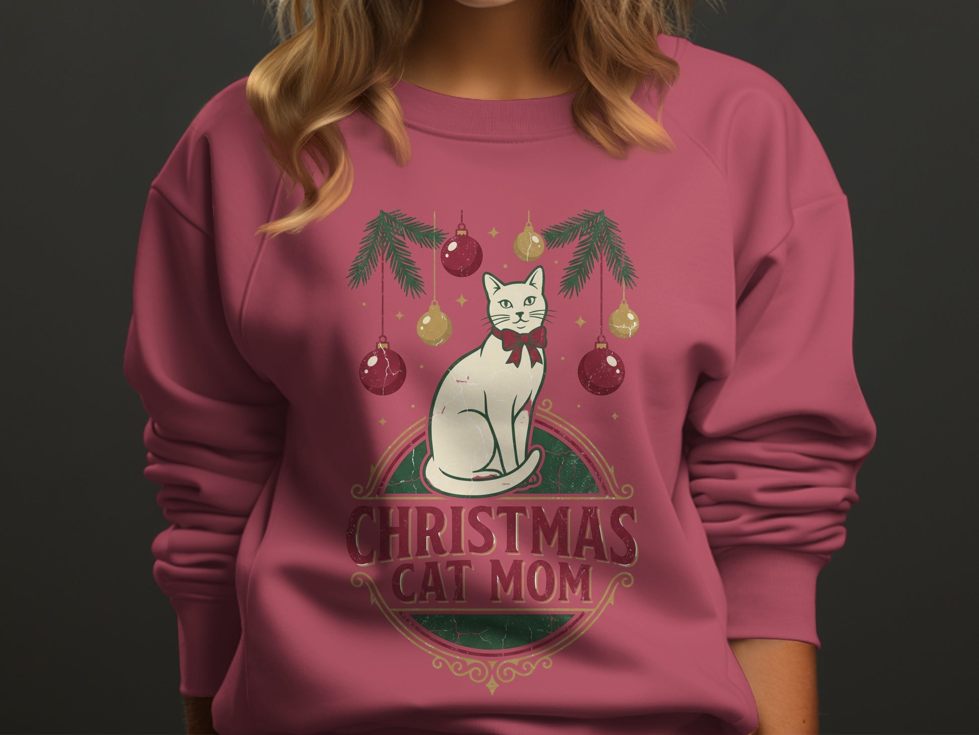 Pink sweatshirt with white cat and "Christmas Cat Mom" text.
